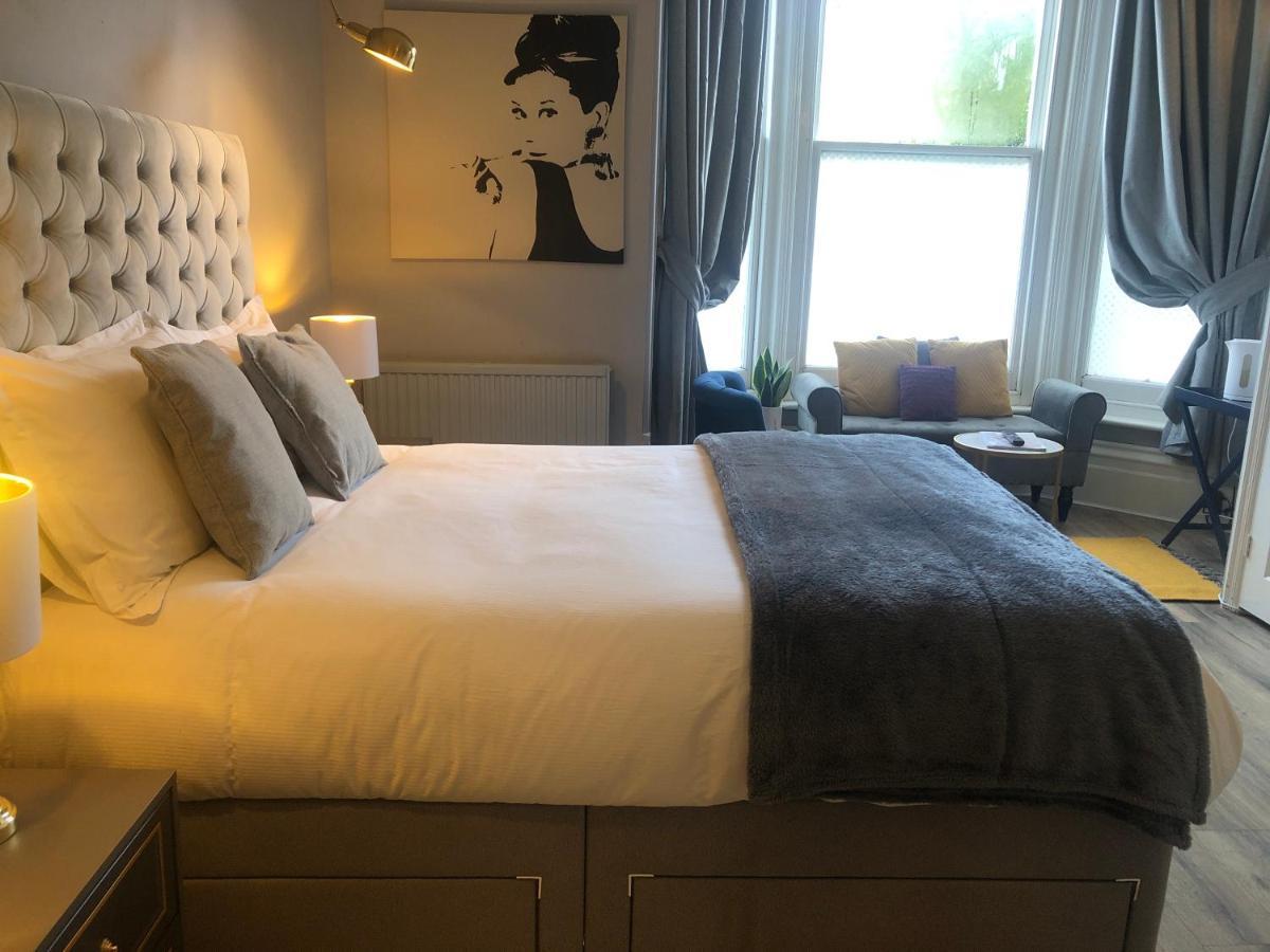 Canterbury Accommodations With Free Car Park Onsite And High Speed Wifi Bagian luar foto