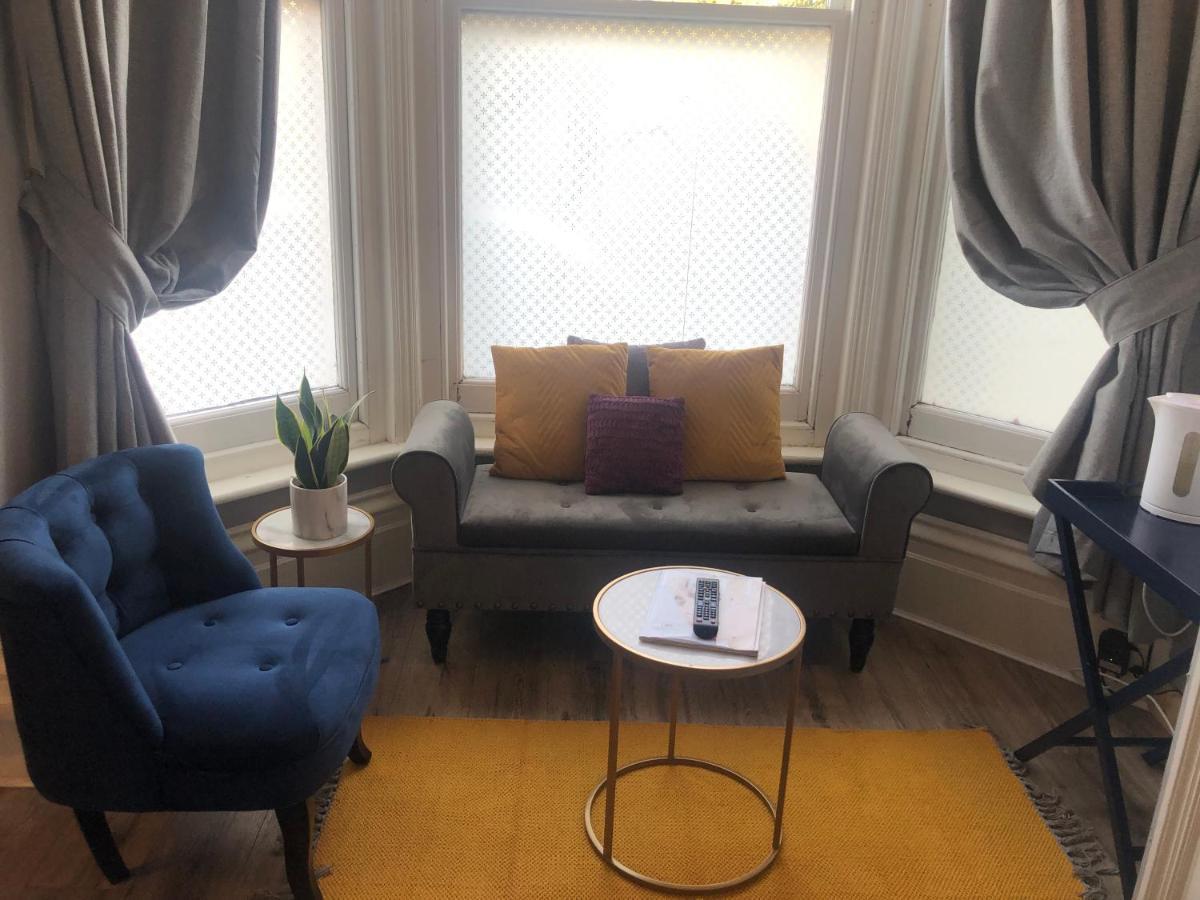 Canterbury Accommodations With Free Car Park Onsite And High Speed Wifi Bagian luar foto