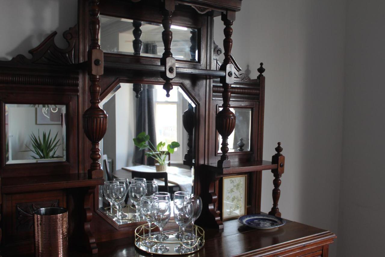 Canterbury Accommodations With Free Car Park Onsite And High Speed Wifi Bagian luar foto