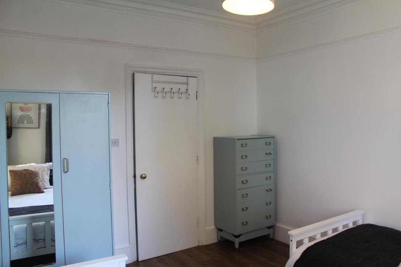Canterbury Accommodations With Free Car Park Onsite And High Speed Wifi Bagian luar foto