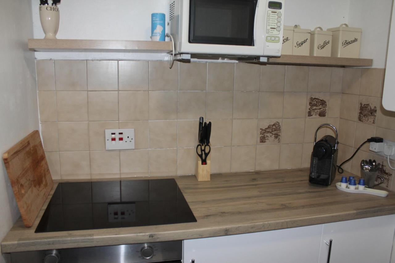 Canterbury Accommodations With Free Car Park Onsite And High Speed Wifi Bagian luar foto