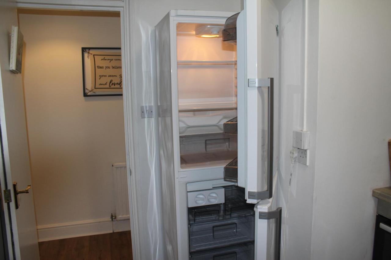 Canterbury Accommodations With Free Car Park Onsite And High Speed Wifi Bagian luar foto