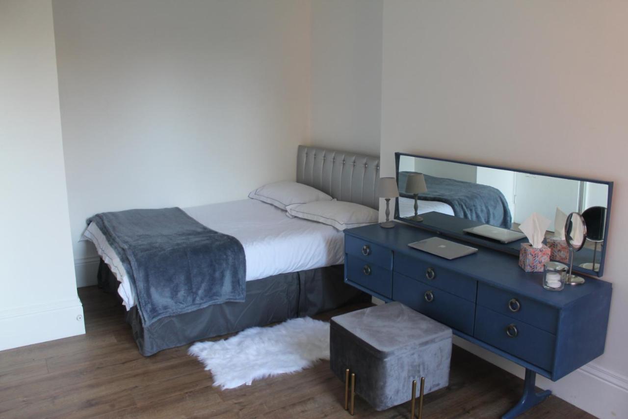 Canterbury Accommodations With Free Car Park Onsite And High Speed Wifi Bagian luar foto