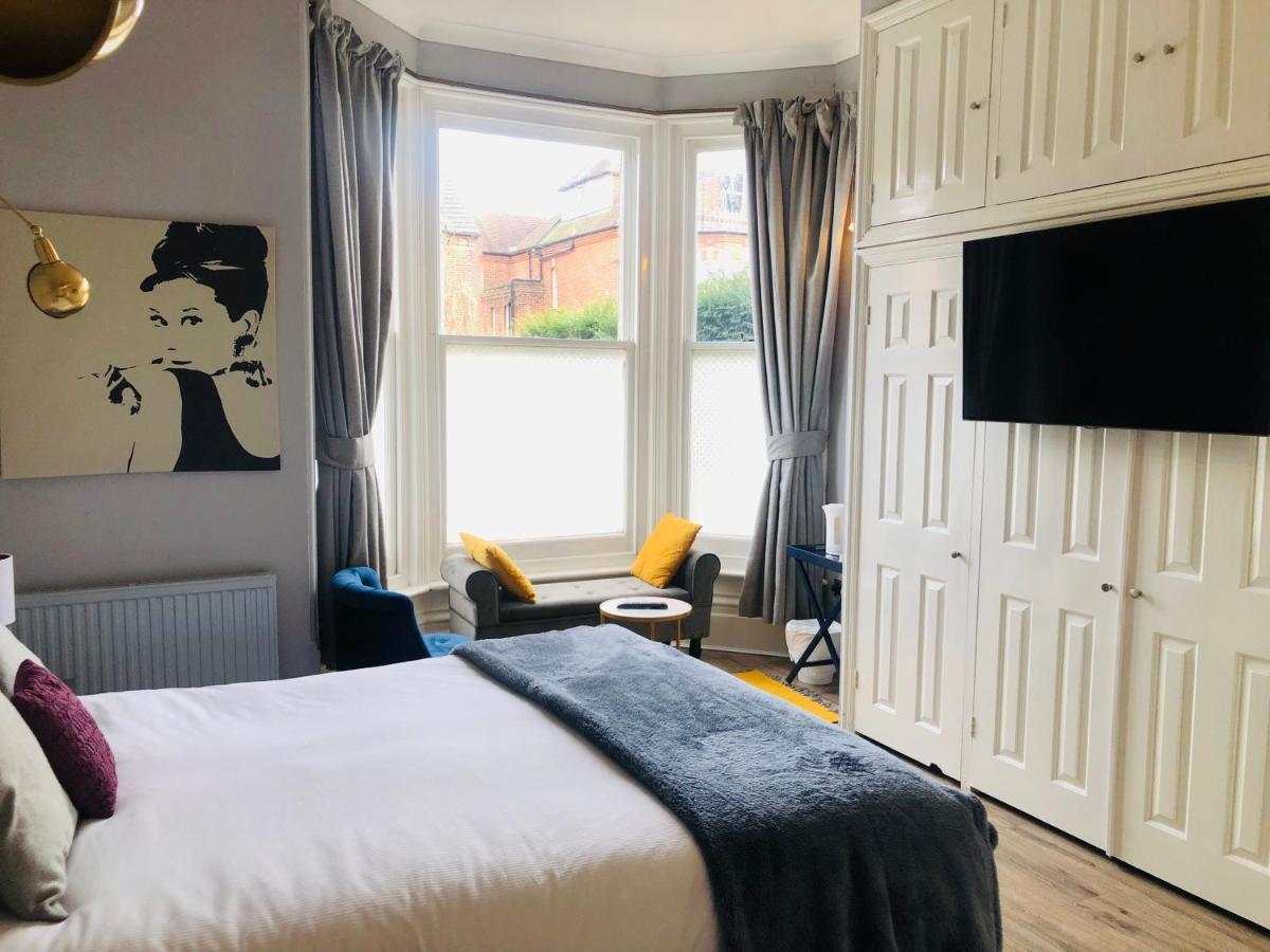 Canterbury Accommodations With Free Car Park Onsite And High Speed Wifi Bagian luar foto